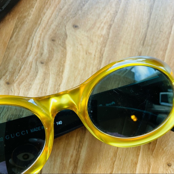 GUCCI Clout Goggle Yellow Sunglasses - Picture 3 of 7